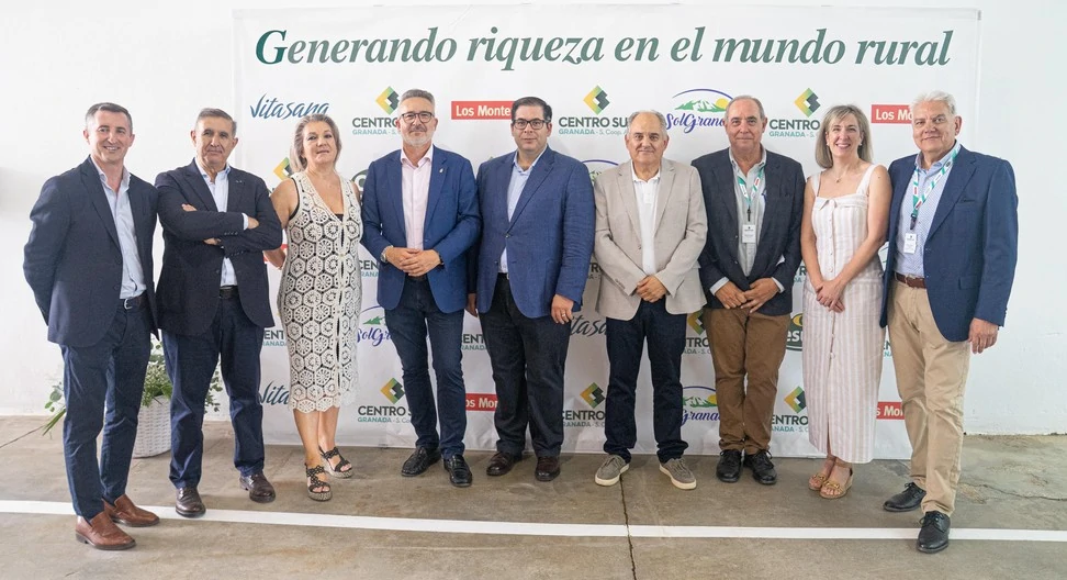 La cooperativa Centro Sur exhibe su liderazgo en el sector en una jornada de debate y puertas abiertas