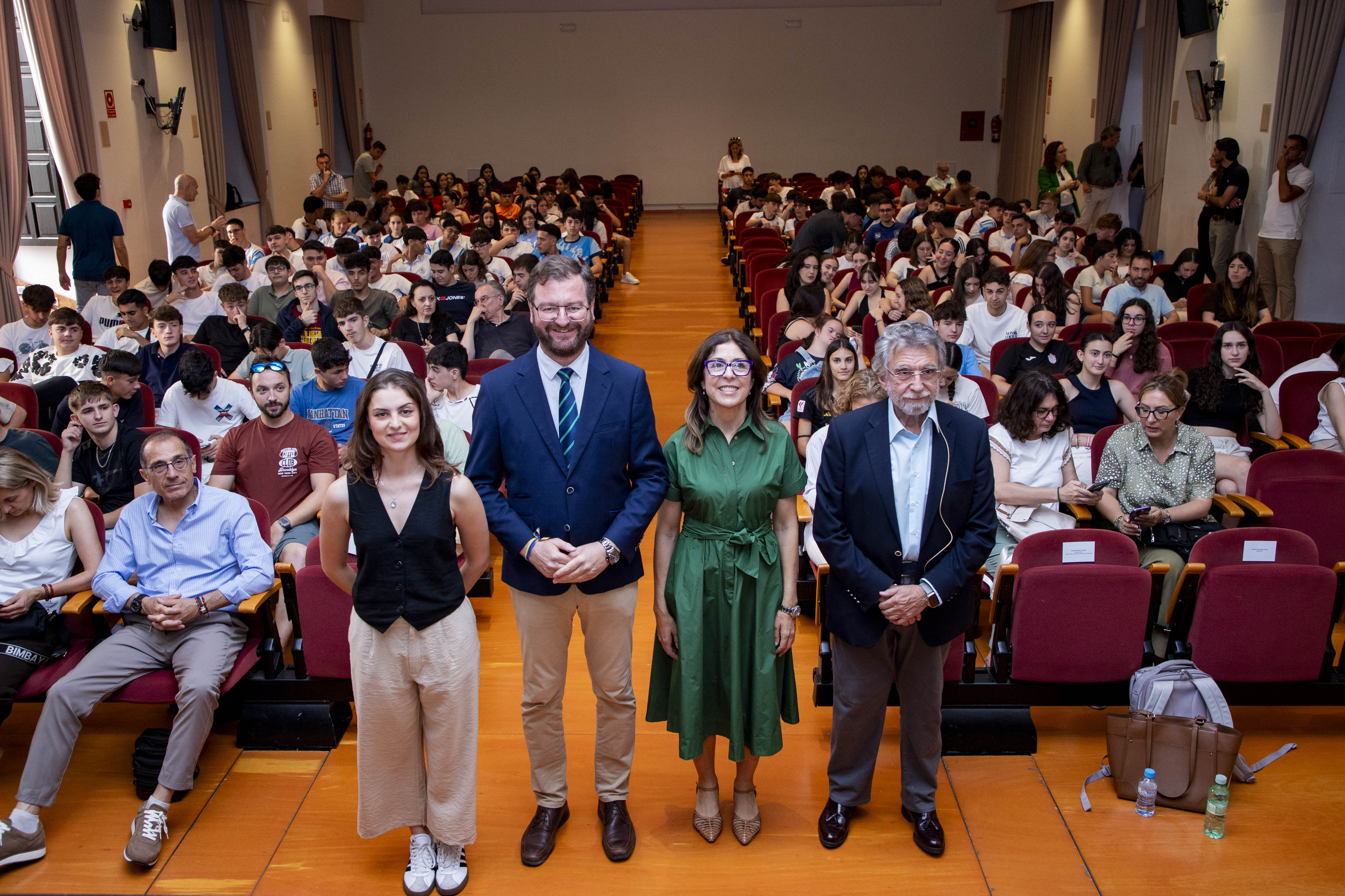Más de 220 jóvenes de la provincia se dan cita en la Diputación de Córdoba en una sesión formativa sobre alimentación y salud