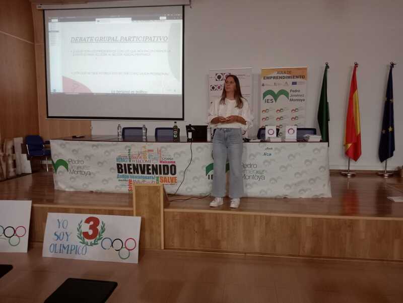 AMCAE- Andalucía presenta ‘La importancia de la mujer en el cooperativismo agroalimentario’ en Baza (Granada)